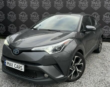 Серый Тойота C-HR, объемом двигателя 1.8 л и пробегом 83 тыс. км за 16900 $, фото 2 на Automoto.ua