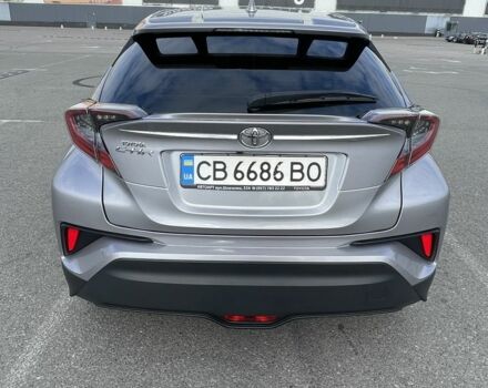 Сірий Тойота C-HR, об'ємом двигуна 2 л та пробігом 39 тис. км за 25100 $, фото 4 на Automoto.ua