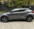 Серый Тойота C-HR, объемом двигателя 2 л и пробегом 71 тыс. км за 25678 $, фото 1 на Automoto.ua