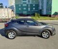 Серый Тойота C-HR, объемом двигателя 2 л и пробегом 29 тыс. км за 24000 $, фото 3 на Automoto.ua