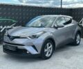 Серый Тойота C-HR, объемом двигателя 1.8 л и пробегом 89 тыс. км за 25500 $, фото 1 на Automoto.ua