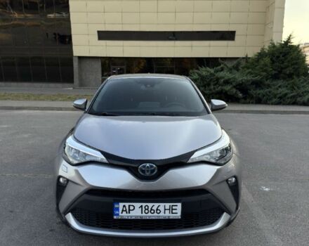 Серый Тойота C-HR, объемом двигателя 1.8 л и пробегом 133 тыс. км за 21400 $, фото 1 на Automoto.ua