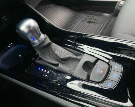 Серый Тойота C-HR, объемом двигателя 0 л и пробегом 76 тыс. км за 27000 $, фото 14 на Automoto.ua