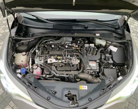 Серый Тойота C-HR, объемом двигателя 0 л и пробегом 76 тыс. км за 27000 $, фото 7 на Automoto.ua