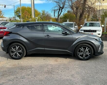 Серый Тойота C-HR, объемом двигателя 2 л и пробегом 42 тыс. км за 29890 $, фото 4 на Automoto.ua