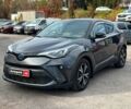 Серый Тойота C-HR, объемом двигателя 2 л и пробегом 42 тыс. км за 29890 $, фото 1 на Automoto.ua