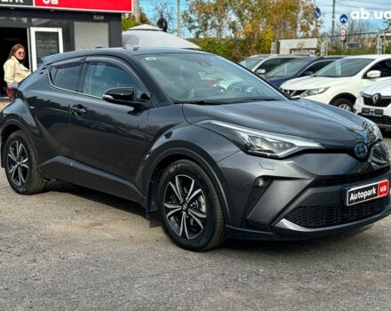 Серый Тойота C-HR, объемом двигателя 2 л и пробегом 42 тыс. км за 29890 $, фото 2 на Automoto.ua