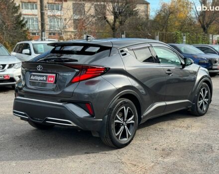 Серый Тойота C-HR, объемом двигателя 2 л и пробегом 42 тыс. км за 29890 $, фото 5 на Automoto.ua