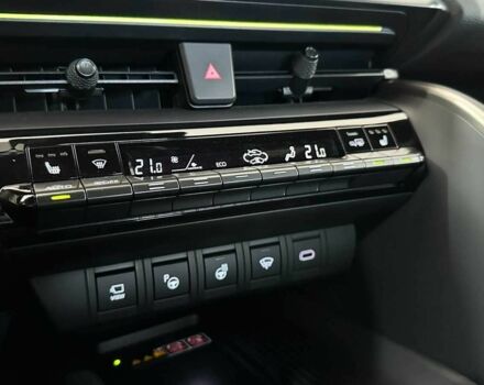 Сірий Тойота C-HR, об'ємом двигуна 2 л та пробігом 8 тис. км за 42652 $, фото 19 на Automoto.ua