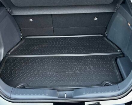 Сірий Тойота C-HR, об'ємом двигуна 2 л та пробігом 8 тис. км за 42652 $, фото 22 на Automoto.ua