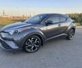 Серый Тойота C-HR, объемом двигателя 2 л и пробегом 136 тыс. км за 16992 $, фото 3 на Automoto.ua