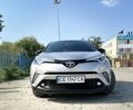 Серый Тойота C-HR, объемом двигателя 1.2 л и пробегом 80 тыс. км за 18500 $, фото 1 на Automoto.ua