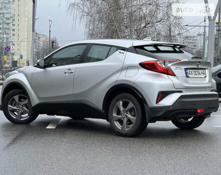 Серый Тойота C-HR, объемом двигателя 1.2 л и пробегом 70 тыс. км за 21000 $, фото 8 на Automoto.ua