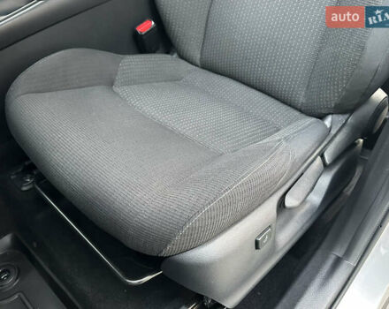 Сірий Тойота C-HR, об'ємом двигуна 1.2 л та пробігом 42 тис. км за 18950 $, фото 102 на Automoto.ua