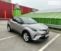 Серый Тойота C-HR, объемом двигателя 1.2 л и пробегом 86 тыс. км за 18600 $, фото 19 на Automoto.ua