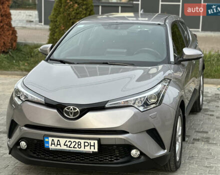 Сірий Тойота C-HR, об'ємом двигуна 1.2 л та пробігом 42 тис. км за 18950 $, фото 38 на Automoto.ua