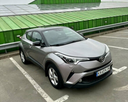 Серый Тойота C-HR, объемом двигателя 1.2 л и пробегом 86 тыс. км за 18600 $, фото 14 на Automoto.ua