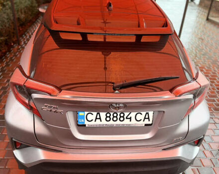 Серый Тойота C-HR, объемом двигателя 1.2 л и пробегом 115 тыс. км за 16300 $, фото 2 на Automoto.ua