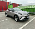 Серый Тойота C-HR, объемом двигателя 1.2 л и пробегом 86 тыс. км за 18600 $, фото 18 на Automoto.ua