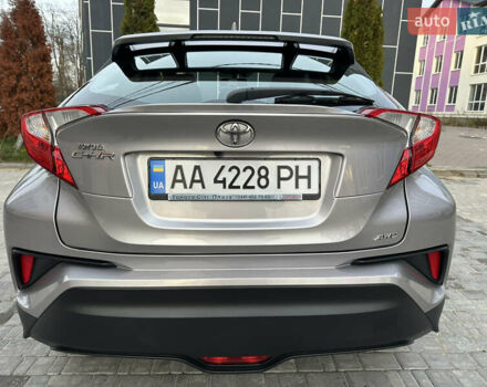 Сірий Тойота C-HR, об'ємом двигуна 1.2 л та пробігом 42 тис. км за 18950 $, фото 63 на Automoto.ua