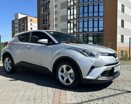 Серый Тойота C-HR, объемом двигателя 1.2 л и пробегом 126 тыс. км за 17999 $, фото 7 на Automoto.ua