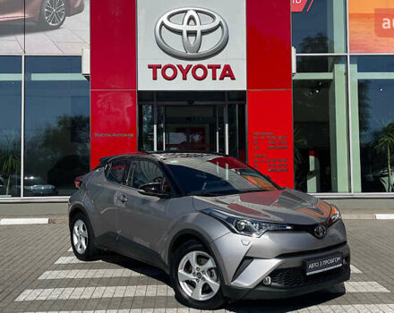 Серый Тойота C-HR, объемом двигателя 1.2 л и пробегом 92 тыс. км за 19116 $, фото 17 на Automoto.ua