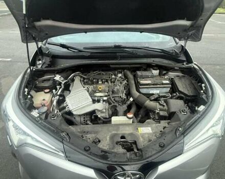 Серый Тойота C-HR, объемом двигателя 1.2 л и пробегом 180 тыс. км за 17500 $, фото 13 на Automoto.ua