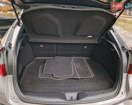 Тойота C-HR 2016 у Львові на Automoto.ua Сірий Тойота C-HR, об'ємом двигуна 1.2 л та пробігом 96 тис. км за 17500 $, фото 21 на Automoto.ua