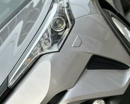 Сірий Тойота C-HR, об'ємом двигуна 1.2 л та пробігом 42 тис. км за 18950 $, фото 30 на Automoto.ua