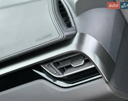 Сірий Тойота C-HR, об'ємом двигуна 1.2 л та пробігом 42 тис. км за 18950 $, фото 111 на Automoto.ua