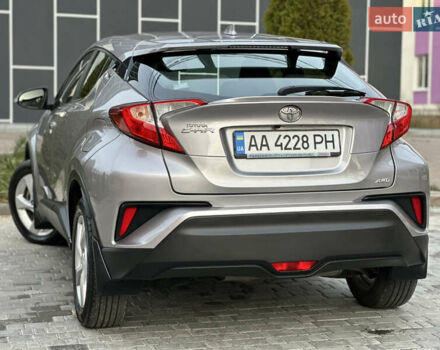 Сірий Тойота C-HR, об'ємом двигуна 1.2 л та пробігом 42 тис. км за 18950 $, фото 75 на Automoto.ua