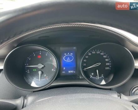 Серый Тойота C-HR, объемом двигателя 1.2 л и пробегом 58 тыс. км за 18200 $, фото 21 на Automoto.ua