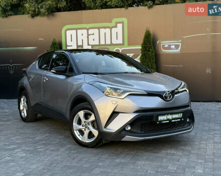 Сірий Тойота C-HR, об'ємом двигуна 1.2 л та пробігом 88 тис. км за 18000 $, фото 9 на Automoto.ua