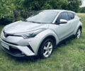 Серый Тойота C-HR, объемом двигателя 1.2 л и пробегом 171 тыс. км за 17000 $, фото 1 на Automoto.ua