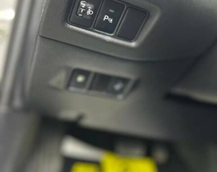 Серый Тойота C-HR, объемом двигателя 1.2 л и пробегом 41 тыс. км за 23000 $, фото 8 на Automoto.ua