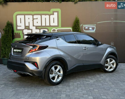 Сірий Тойота C-HR, об'ємом двигуна 1.2 л та пробігом 88 тис. км за 18000 $, фото 58 на Automoto.ua