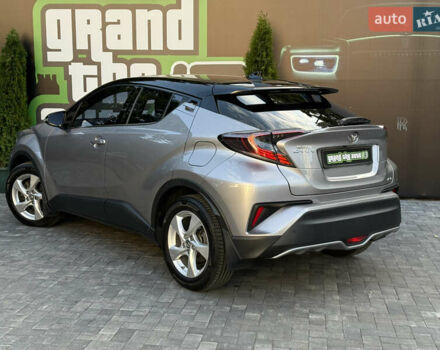 Сірий Тойота C-HR, об'ємом двигуна 1.2 л та пробігом 88 тис. км за 18000 $, фото 55 на Automoto.ua