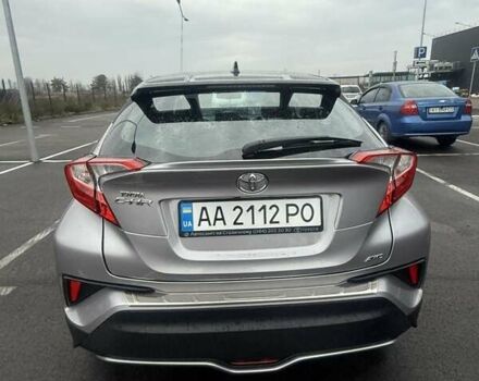 Серый Тойота C-HR, объемом двигателя 1.2 л и пробегом 180 тыс. км за 17500 $, фото 5 на Automoto.ua