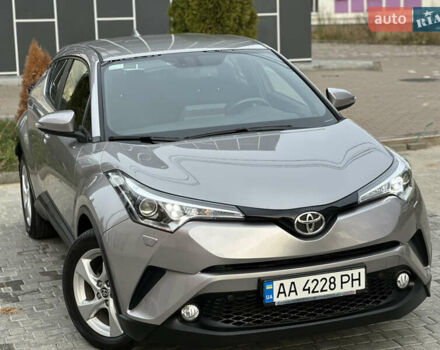 Сірий Тойота C-HR, об'ємом двигуна 1.2 л та пробігом 42 тис. км за 18950 $, фото 42 на Automoto.ua
