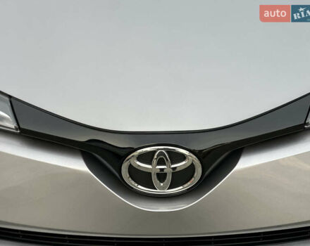 Сірий Тойота C-HR, об'ємом двигуна 1.2 л та пробігом 42 тис. км за 18950 $, фото 28 на Automoto.ua