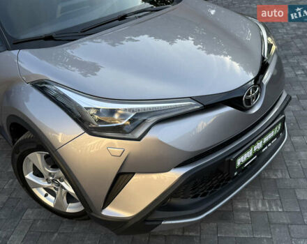 Сірий Тойота C-HR, об'ємом двигуна 1.2 л та пробігом 88 тис. км за 18000 $, фото 7 на Automoto.ua
