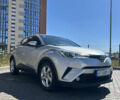 Серый Тойота C-HR, объемом двигателя 1.2 л и пробегом 126 тыс. км за 17999 $, фото 8 на Automoto.ua