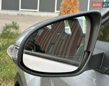 Сірий Тойота C-HR, об'ємом двигуна 1.2 л та пробігом 42 тис. км за 18950 $, фото 78 на Automoto.ua