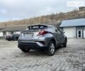 Сірий Тойота C-HR, об'ємом двигуна 1.2 л та пробігом 72 тис. км за 19500 $, фото 4 на Automoto.ua