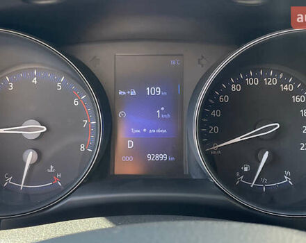 Серый Тойота C-HR, объемом двигателя 1.2 л и пробегом 92 тыс. км за 19462 $, фото 13 на Automoto.ua