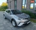 Тойота C-HR 2016 у Львові на Automoto.ua Сірий Тойота C-HR, об'ємом двигуна 1.2 л та пробігом 96 тис. км за 17500 $, фото 1 на Automoto.ua