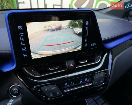 Сірий Тойота C-HR, об'ємом двигуна 1.2 л та пробігом 88 тис. км за 18000 $, фото 36 на Automoto.ua