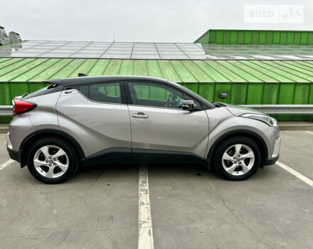 Сірий Тойота C-HR, об'ємом двигуна 1.2 л та пробігом 86 тис. км за 18900 $, фото 20 на Automoto.ua