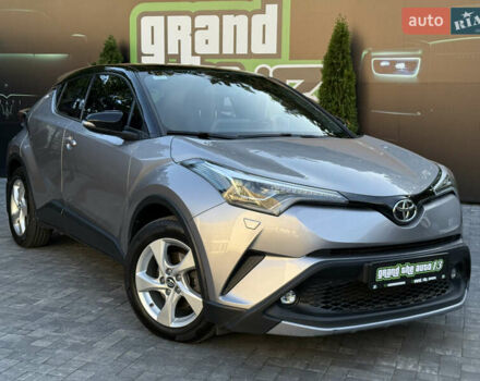 Сірий Тойота C-HR, об'ємом двигуна 1.2 л та пробігом 88 тис. км за 18000 $, фото 12 на Automoto.ua
