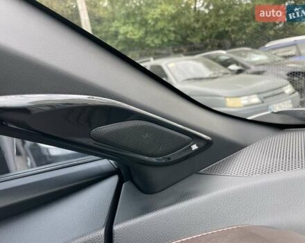 Серый Тойота C-HR, объемом двигателя 1.2 л и пробегом 58 тыс. км за 18200 $, фото 24 на Automoto.ua